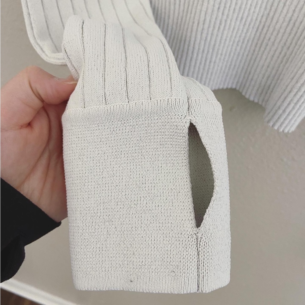 Rag & Bone Ribbed Stretchy Sweater - Picture 7 of 9